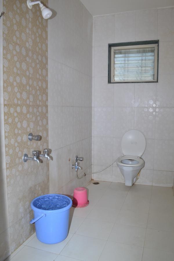 שירדי Hotel Sai Vishwa מראה חיצוני תמונה